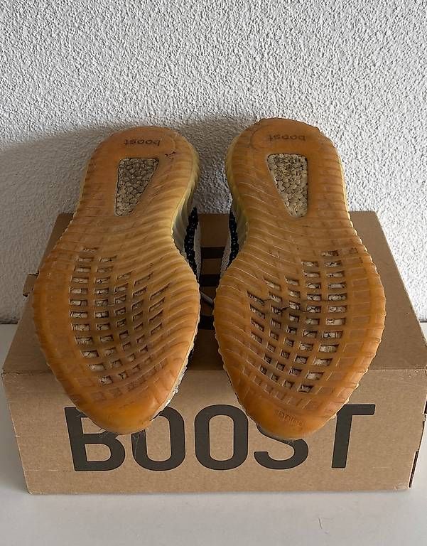 Scarpe da uomo: Yeezy Adidas Zebra Schuhe – Usato da Zürich venduto da tay_6ylh 2