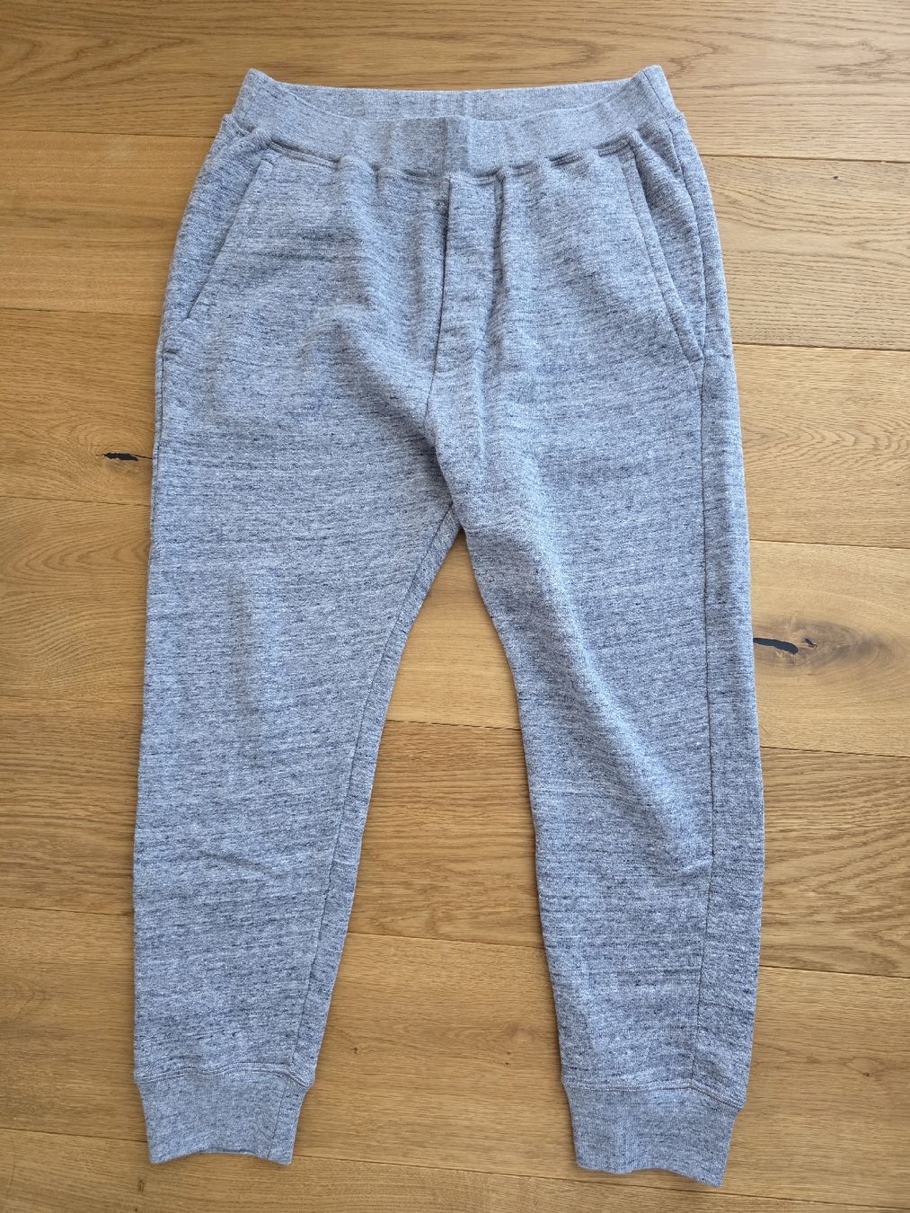 Dsquared2 Hosen: DSQUARED2 Jogginghose Grösse M  – Neu (gemäss Beschreibung) aus Oftringen von JG__4 1