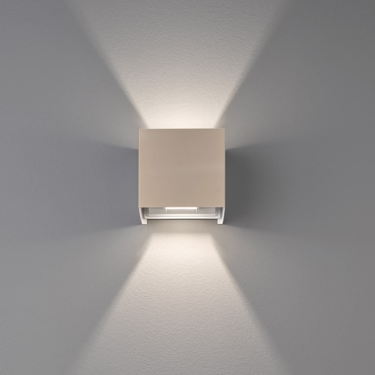 Lampade: LED Aussen Wandleuchte, IP44, 11cm Breit – Nuovo (secondo la descrizione) da Kreuzlingen venduto da Smart-Light 2