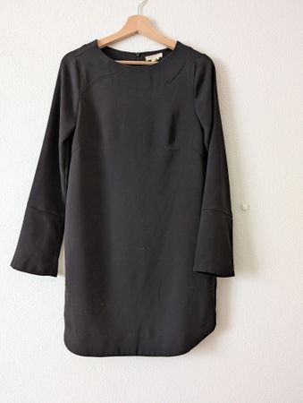 Elegantes, schwarzes Kleid