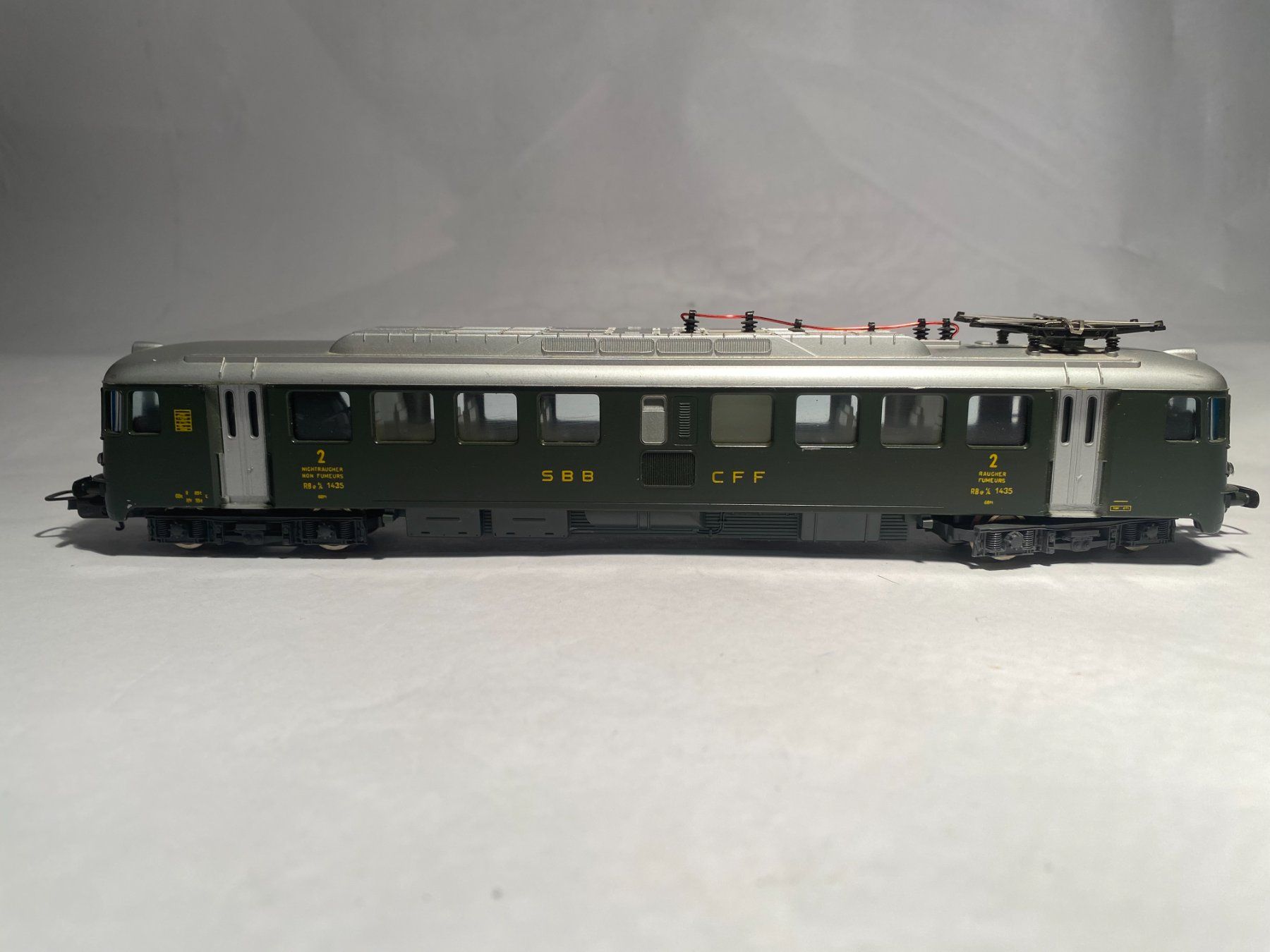 Lima Modellini di ferrovie: LIMA Triebwagen RBe 4/4 grün SBB DC analog – Usato da Buchrain venduto da Modellbahn11 2