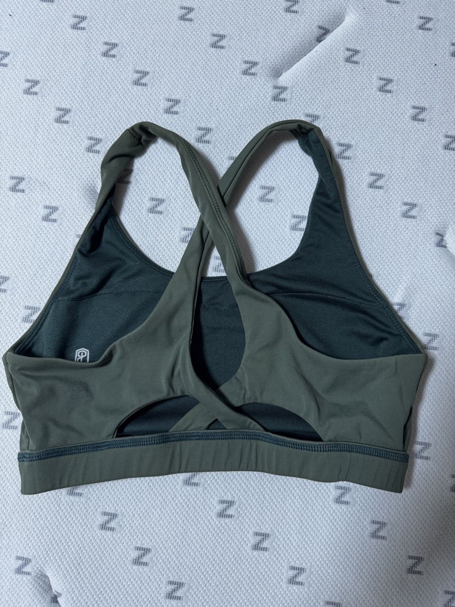 Tops: Born primitive sport top size S – Gebraucht aus Luzern von fiona.1013 1