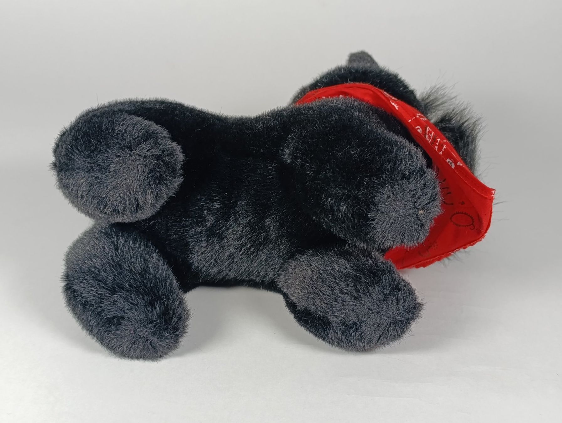 Giocattoli: Chien noir en peluche – Usato da Thielle venduto da Plusvalue_Neuchatel 3