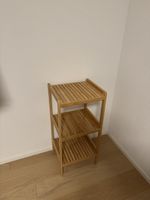 Regal aus Bambus