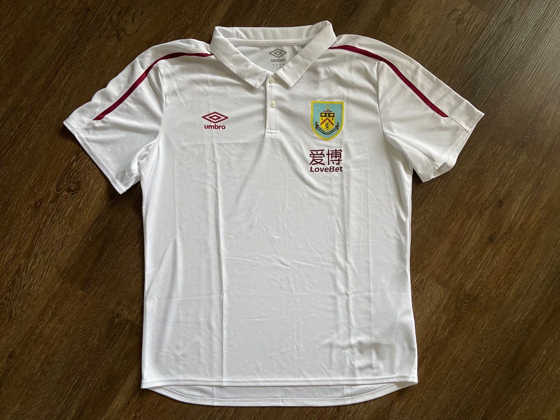 Umbro Leibchen & Hosen: FC Burnley Trikot/Polo Gr. XL – Neu (gemäss Beschreibung) aus Muttenz von bargain_hunter