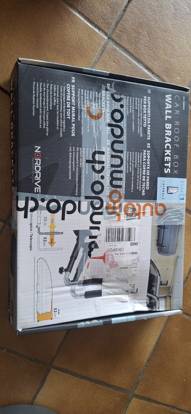 Supporti a parete: Roof Box Wall Brackets – Nuovo e nell'imballaggio originale da Vezia venduto da rob_hz8f 2