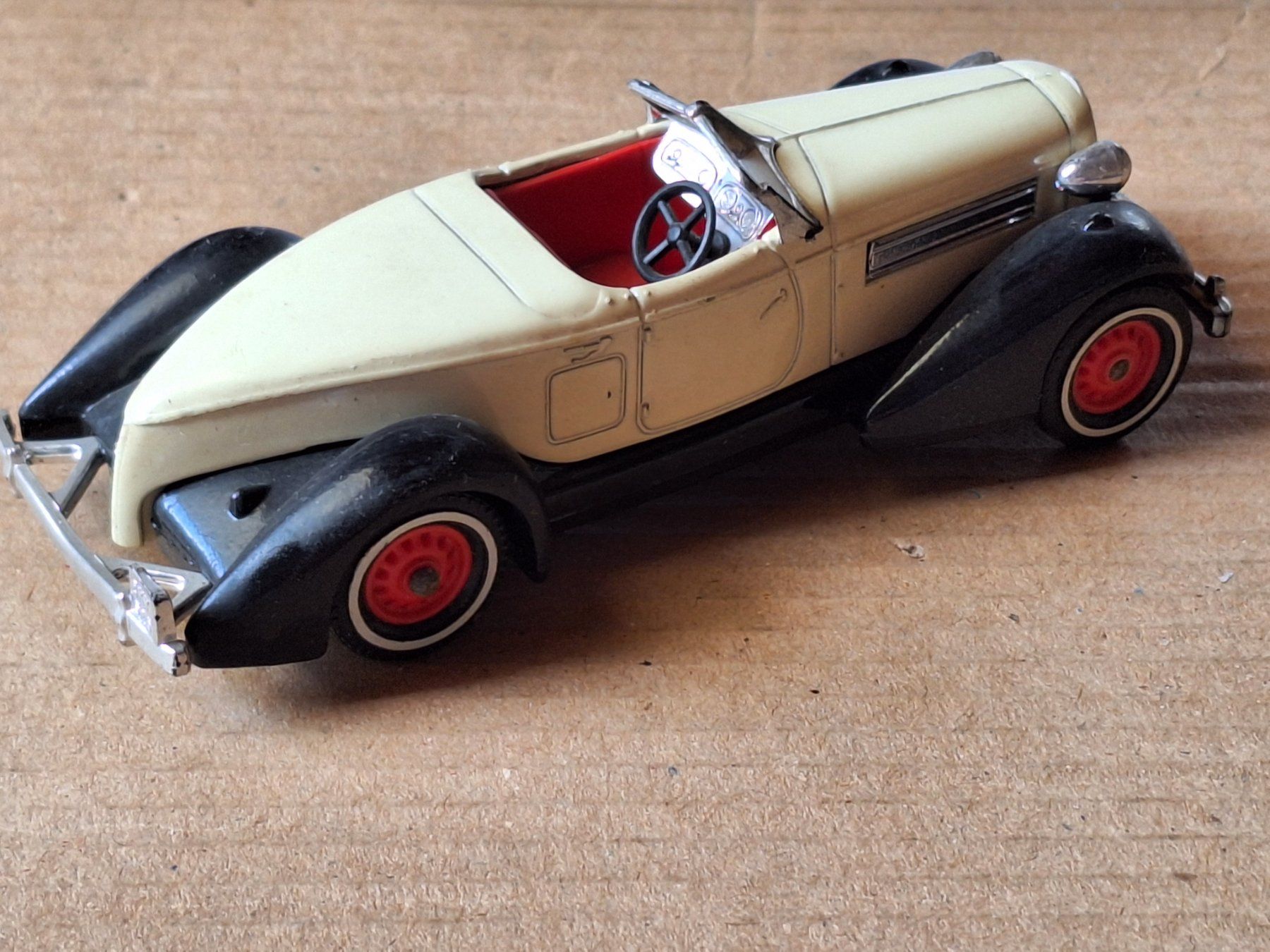 Matchbox Modellini d'auto: Collection / Modèle réduit (Auburn - 1935) – Usato da Couvet venduto da zeze03