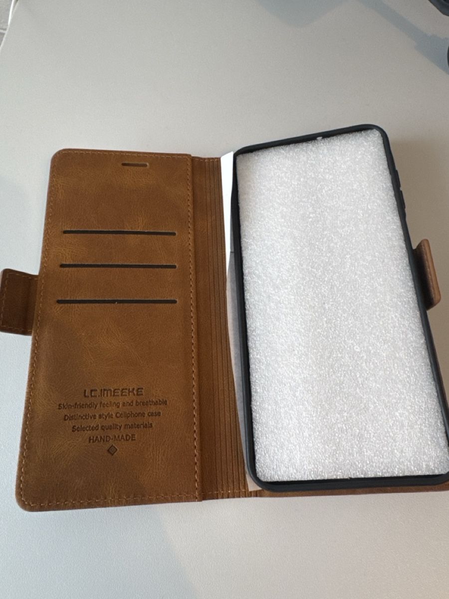 Samsung Cover & Protezioni schermo: Samsung A16 Case – Nuovo e nell'imballaggio originale da Winterthur venduto da emr_8ztk 1