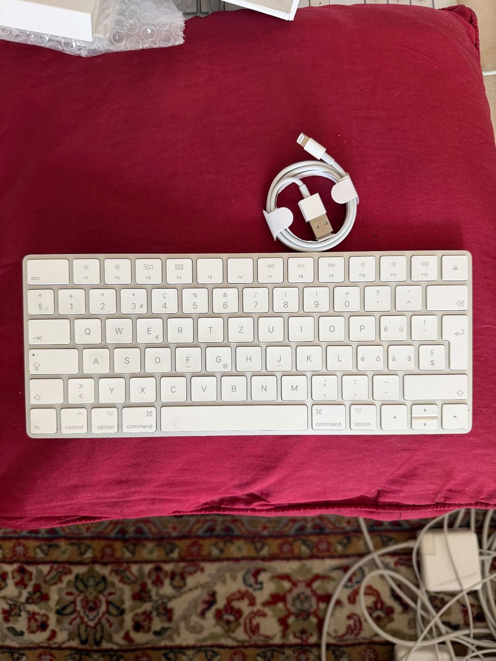 Apple Tastiere: Apple Tastatur Magic 2 – Usato da Schattdorf venduto da Kofi57