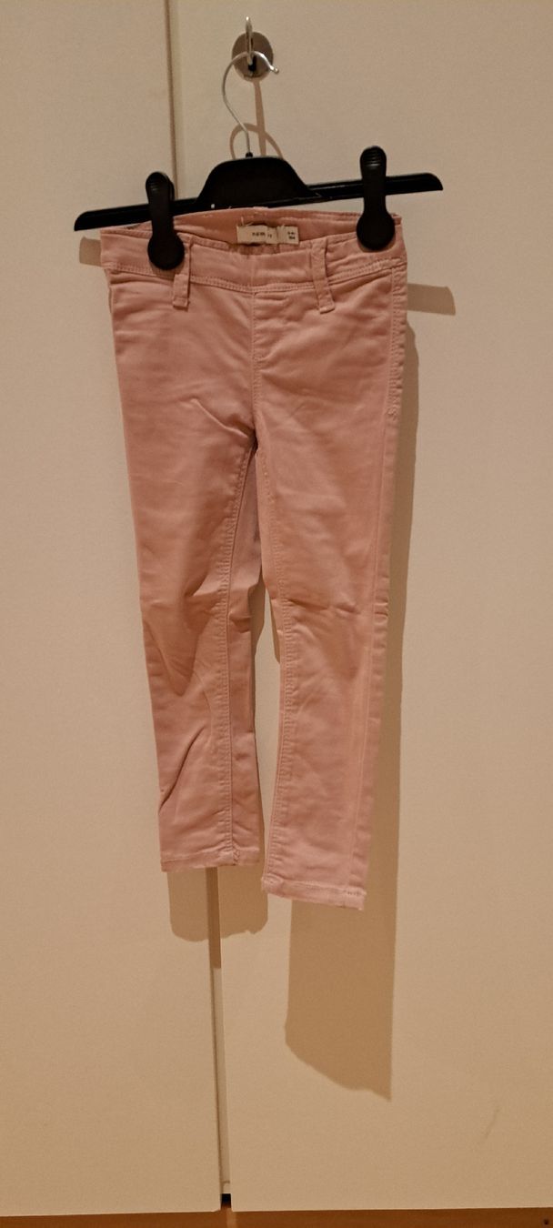 Name It Hosen: Jeggins von Name it, Grösse 104 – Gebraucht aus Hinterkappelen von Anbal