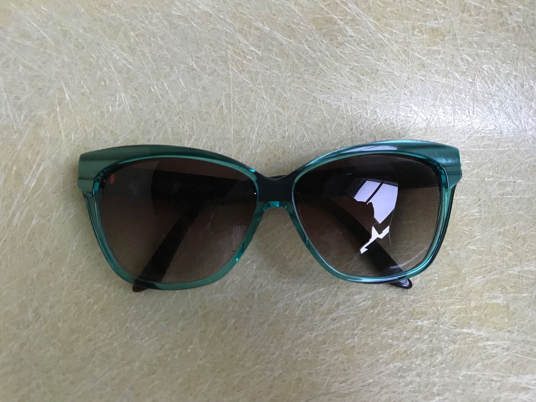 Dior Occhiali & Lenti: Dior lunettes de soleil en acétate – Usato da La Neuveville venduto da e_perriard 1