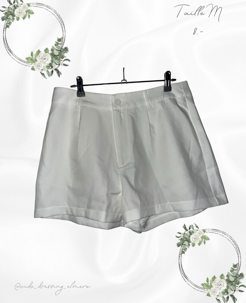 Pantaloni: Short blanc élégant – Nuovo (secondo la descrizione) da Massonnens venduto da Rebelle88