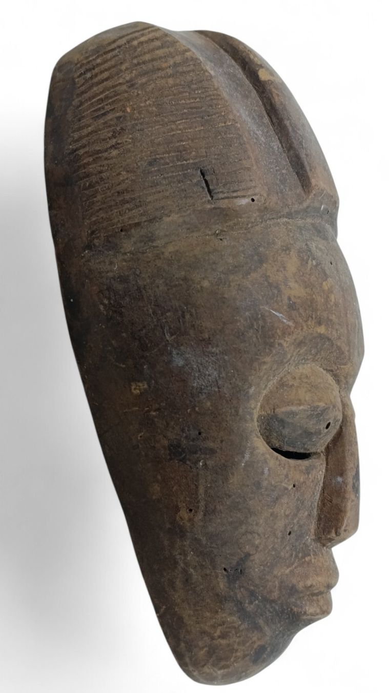 Arte internazionale: Antike afrikanische Maske – Usato da Hochfelden venduto da Relict 2
