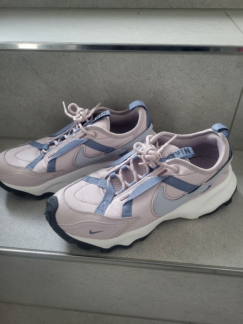 Nike Scarpe da uomo: Nike Sneaker Grösse 40.5 – Nuovo (secondo la descrizione) da Reinach BL venduto da mar_vvw7 1