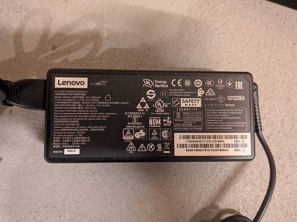 Docking station: Docking Station Lenovo ThinkPad Ultra – D'occasion à St. Gallen par 87o_5lt9 2