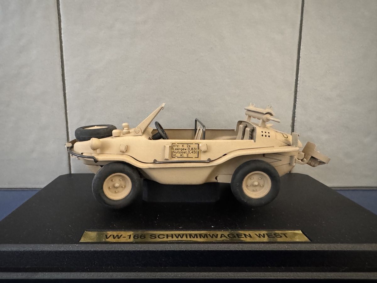 Volkswagen Modellini d'auto: VW-166 Schwimmwagen West – Nuovo e nell'imballaggio originale da Triesen venduto da .SPM.