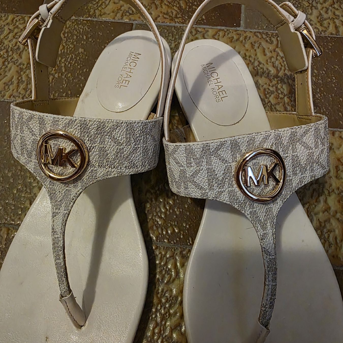 Michael Kors Scarpe da donna: Sandali infradito Michael Kors, 38.5 – Nuovo (secondo la descrizione) da Rancate venduto da sarah357 4