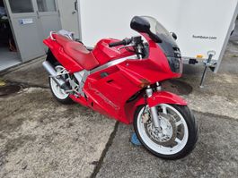 Honda VFR750 RC36