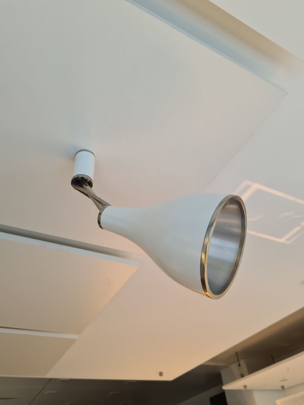 Lampadari & plafoniere: Deckenleuchte One Eighty Small von Serien – Usato da Suhr venduto da leuchtenshop