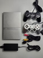 Sony PlayStation 2 Slim Silber inkl. Zubehör