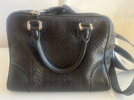 Loewe Amazona bag 28 black leather very good condition