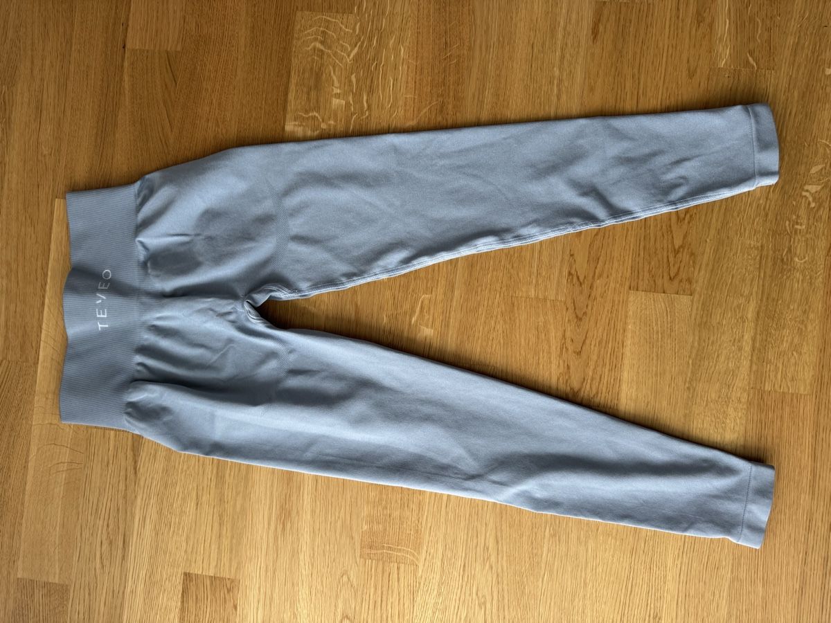 Teveo Leggings: NEU: TEVEO Leggings, Grösse M, hellblau – Nuovo (secondo la descrizione) da Aesch BL venduto da lau_8gnw 3