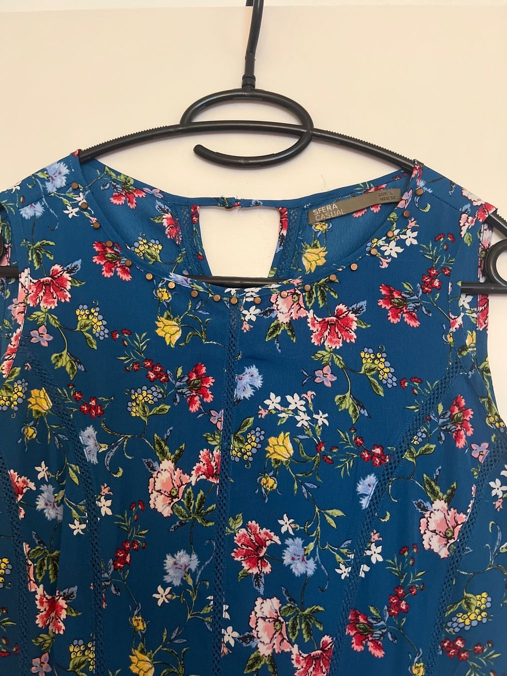 Top: Blumen Top SFERA L – Usato da Horgen venduto da linuxrp 1