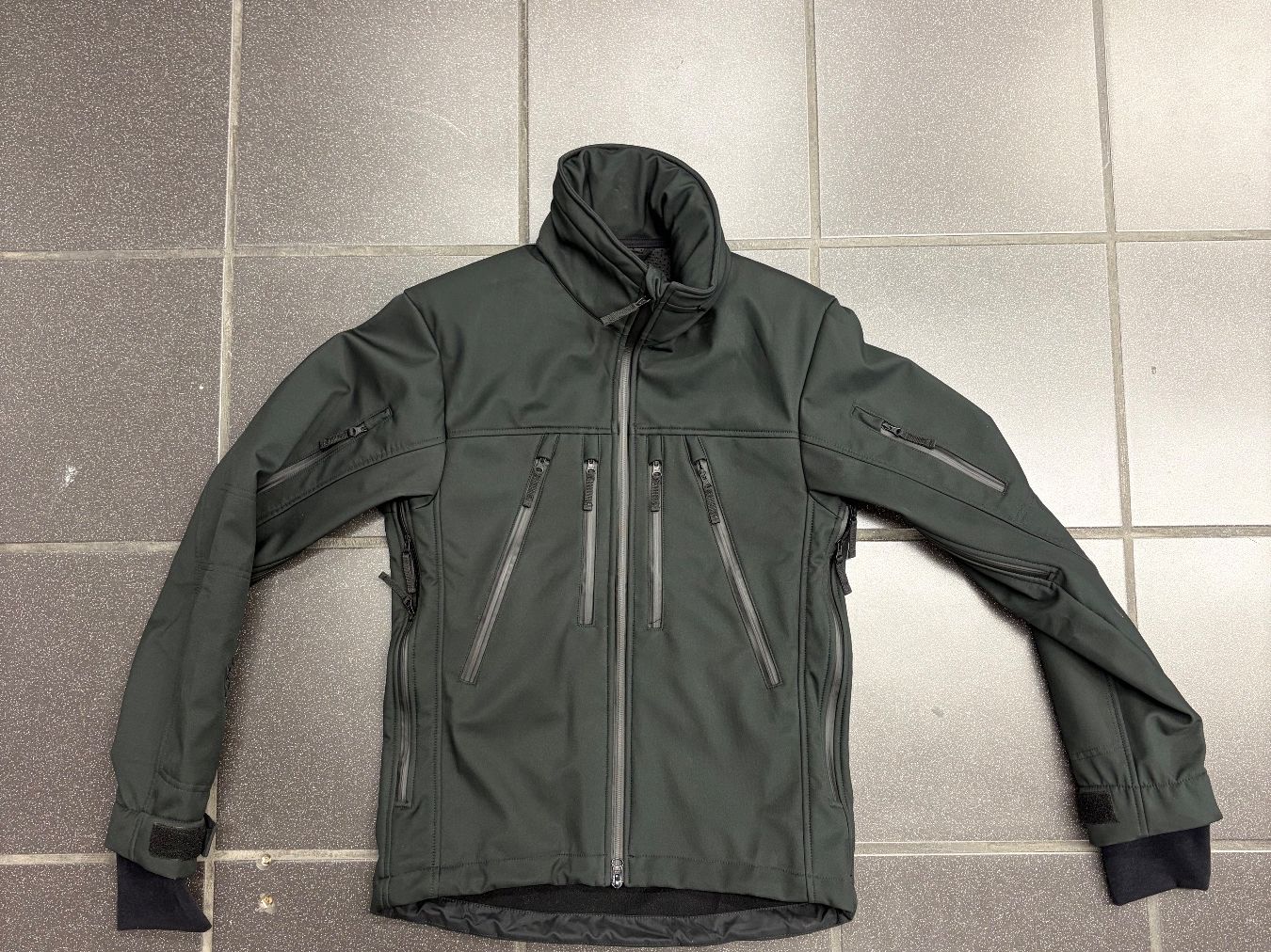 Giacche: Vest Softshell Uf Pro Delta Eagle gen. 2 S – Nuovo e nell'imballaggio originale da Villars-Ste-Croix venduto da DarkWerx