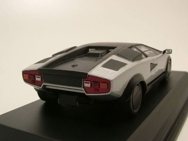 Lamborghini Modellini d'auto: Lamborghini Countach Evoluzione 1987 silber / matt-schwarz – Nuovo e nell'imballaggio originale da Gerlafingen venduto da espero88 6