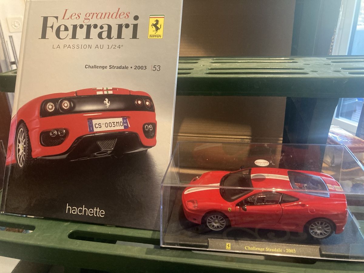 Ferrari Modellautos: Ferrari challenge stradale 1/24 hachette burago – Neu (gemäss Beschreibung) aus Versoix von Jeannot57