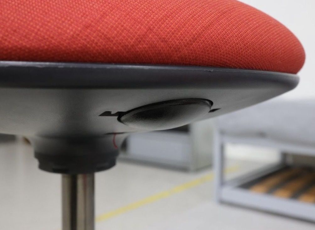 Ikea Sgabelli: Zwei IKEA NILSERIK - Hocker verstellbar – Usato da Greifensee venduto da Steini777 4