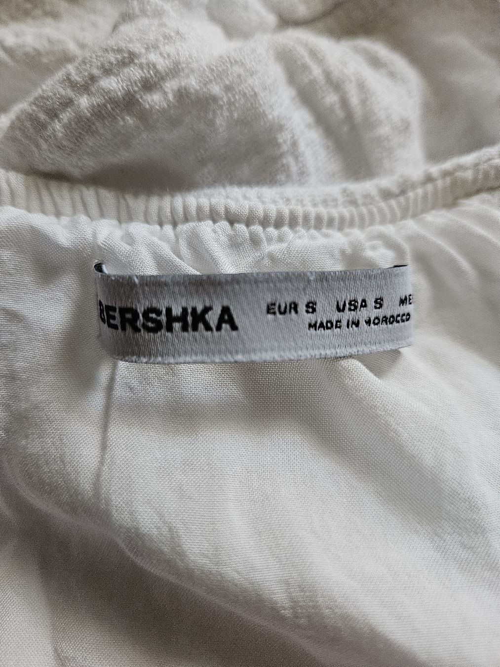 Bershka Tops: Bershka Neckholder Weiss Grösse S – Neuf (Voir description) à Anwil par tamoos 4