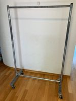 Profi Kleiderständer auf Rollen Länge 107cm Kleiderstange