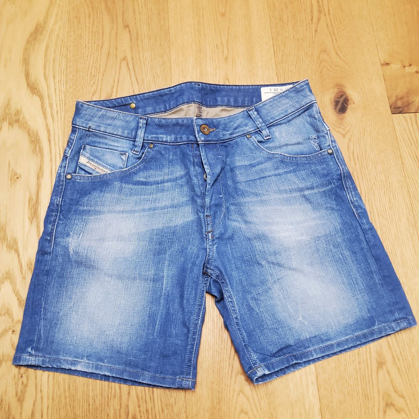 Tommy Hilfiger Lotti di vestiti: Kleiderpacket: oversize – Usato da Naters venduto da 3904Naters 1
