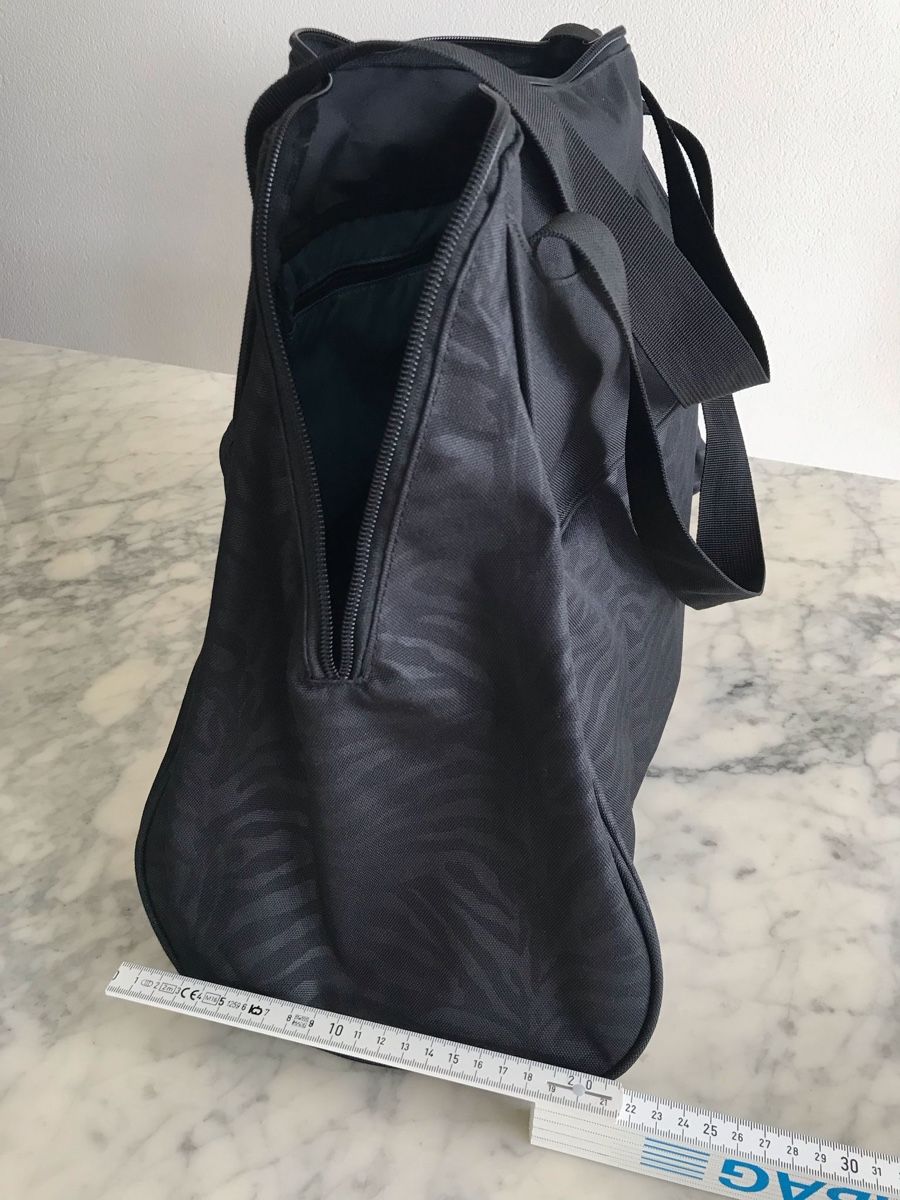 Dakine Borse: Tasche – Usato da Fraubrunnen venduto da amm_7kp6 2