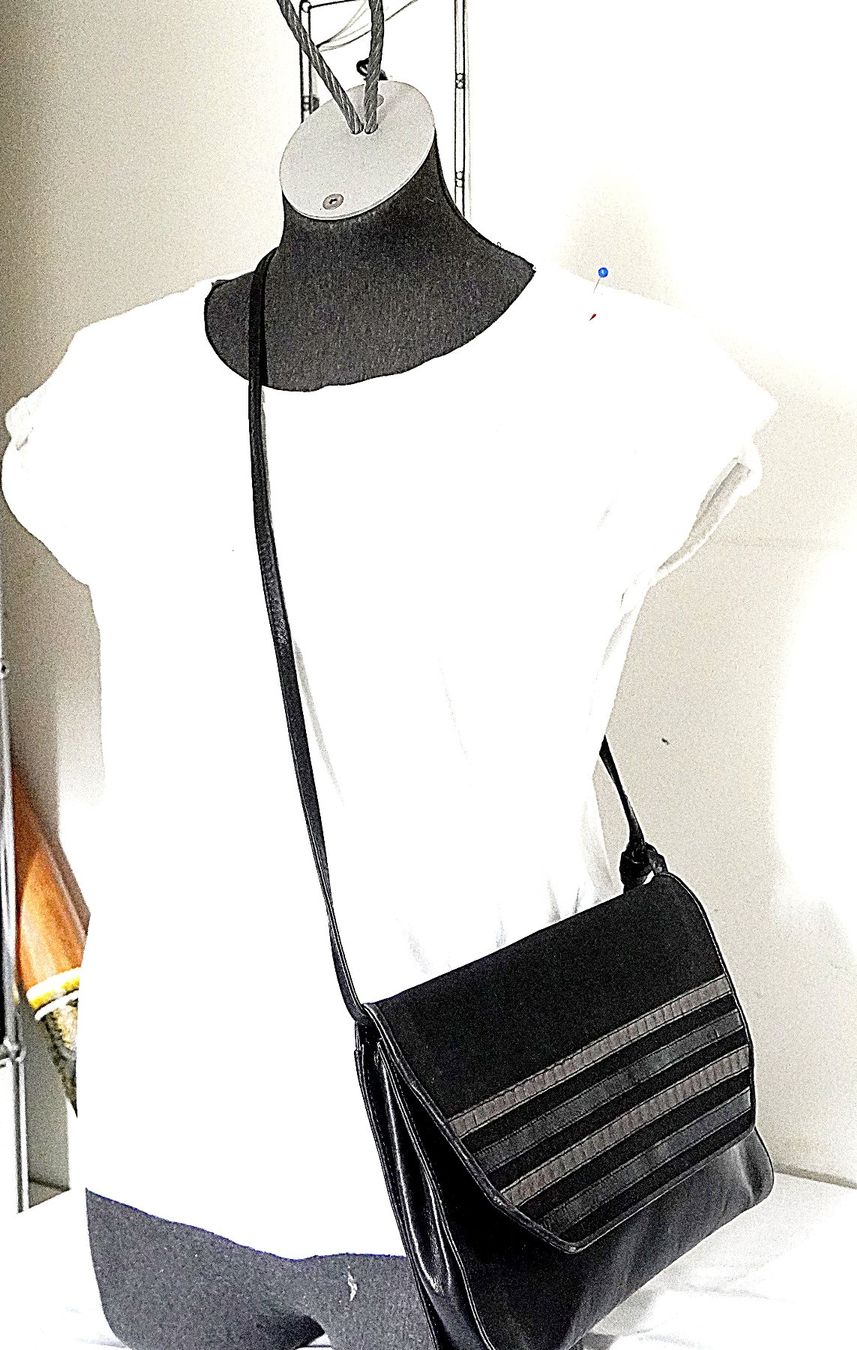 Borse da donna: Handtasche Pedrino Leder Schwarz – Usato da Baar venduto da 2cvbaar 1