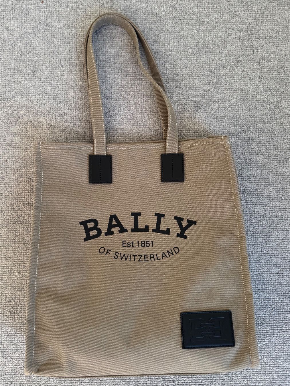 Bally Borse: Bally Schopper Tasche NEU | NP 700+ Fr. – Nuovo (secondo la descrizione) da Zollikon venduto da cielles 1