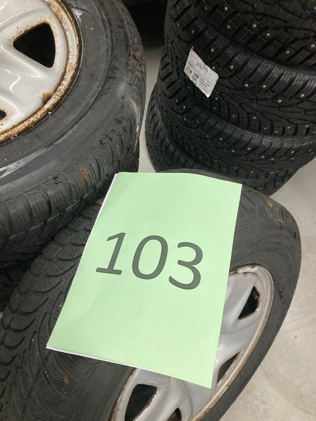 Mazda Pneumatici & Ruote complete: Mazda CX5 Winterräder 235/65R17 – Usato da Cham venduto da WB2223 9