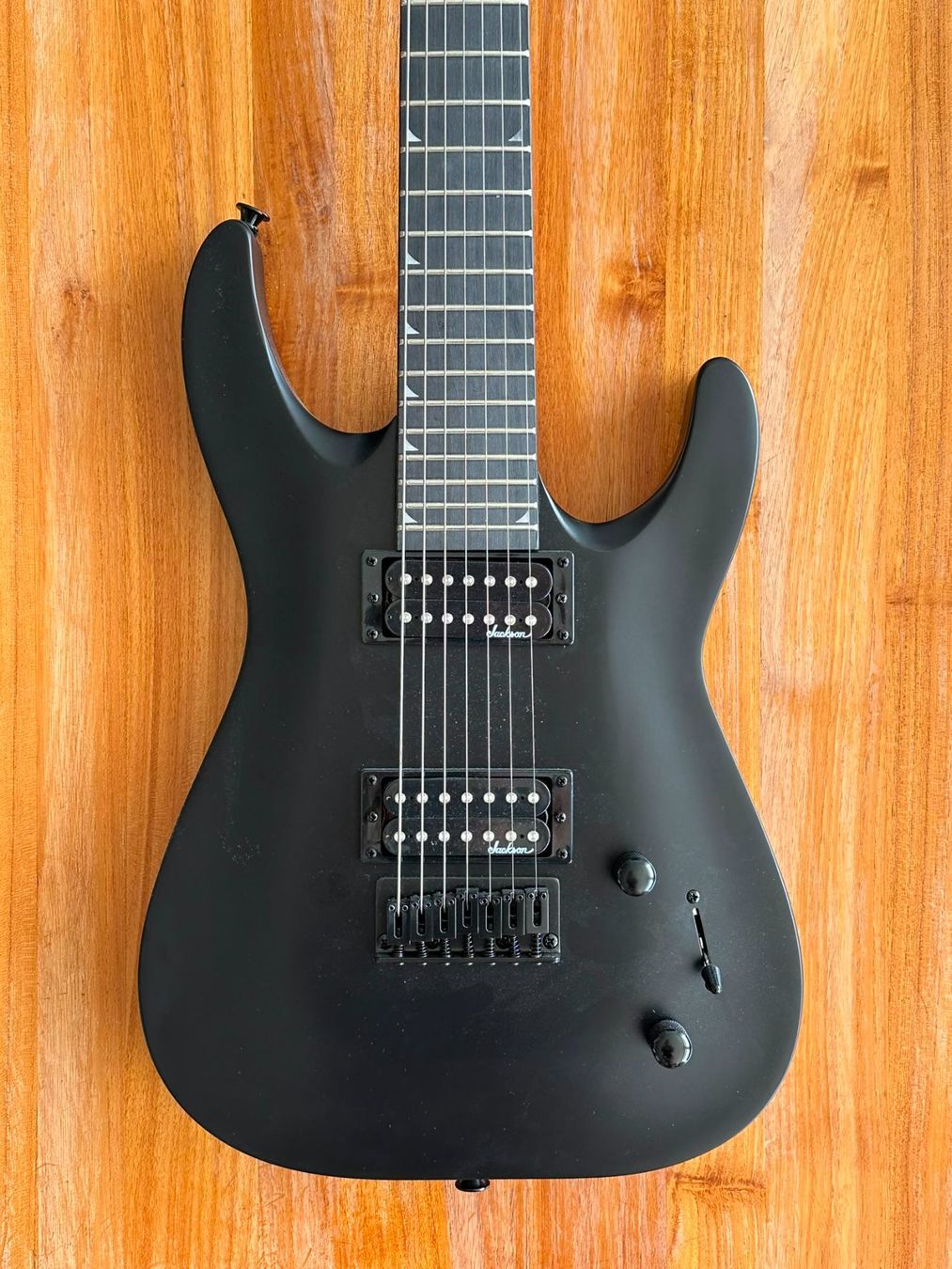 Jackson Musikinstrumente: E-Gitarre Jackson JS22-7 (7-Saiter) – Gebraucht aus Sempach von Leon_M2 1