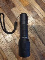 Mil-Tec LED Taschenlampe MT1 schwarz guter Zustand