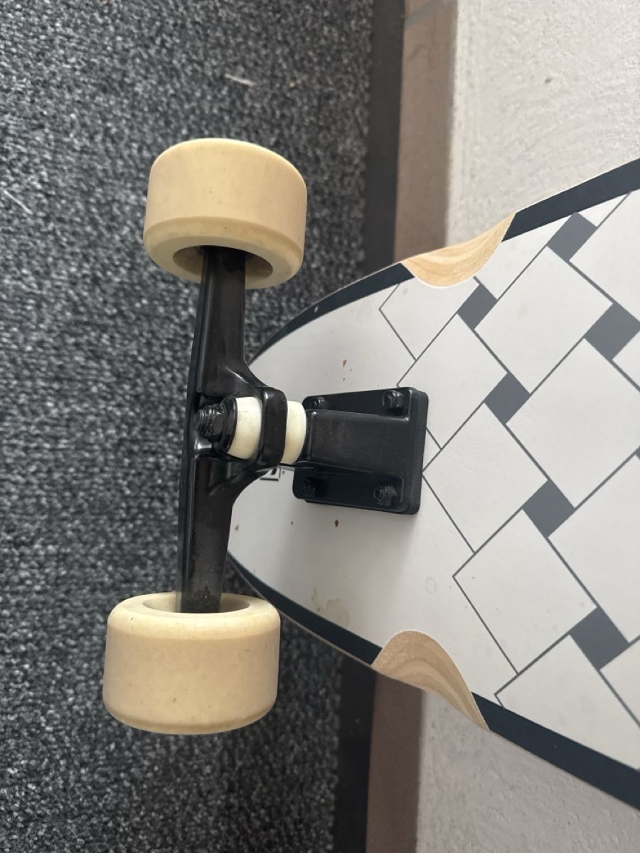 Skateboards: Ultimate Longboards Tyler 32" Surfskate – Usato da Matten b. Interlaken venduto da Nick_Pedersen 2
