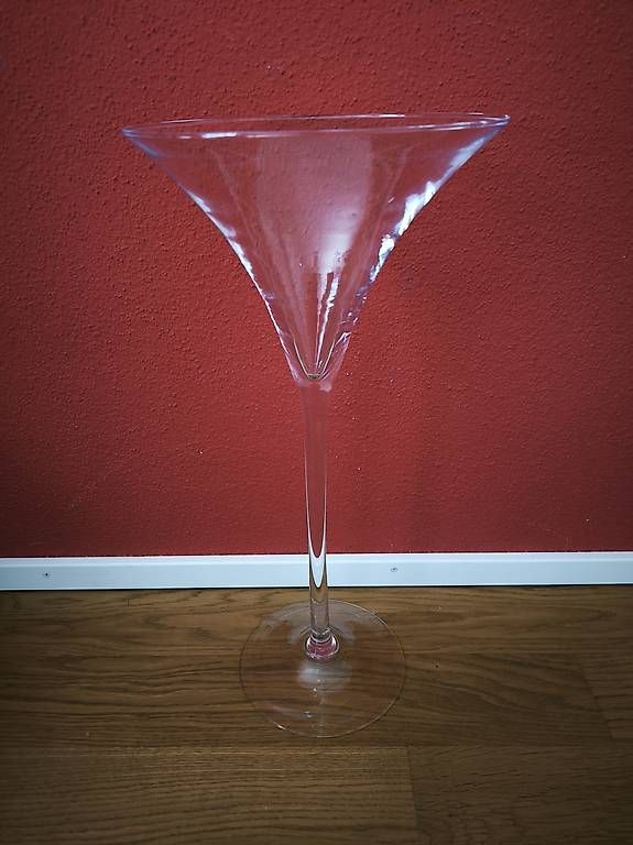 Bicchieri: Grosses Deko-Martini-Glas XXL – Usato da Regensdorf venduto da runkelfunkel