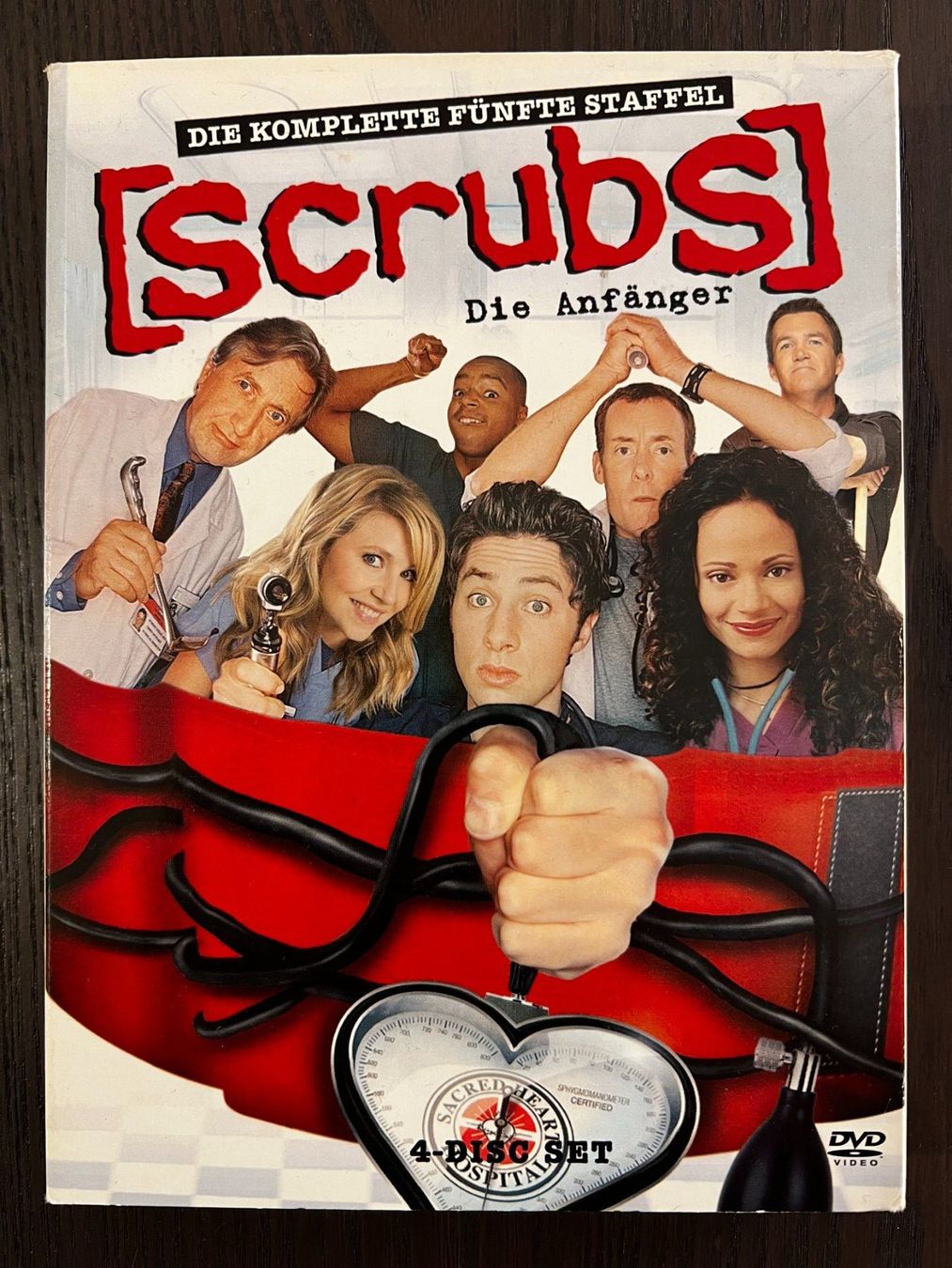 Alle DVDs: Scrubs Die Anfänger Staffel 5 – Gebraucht aus Zürich von FilmFreunde