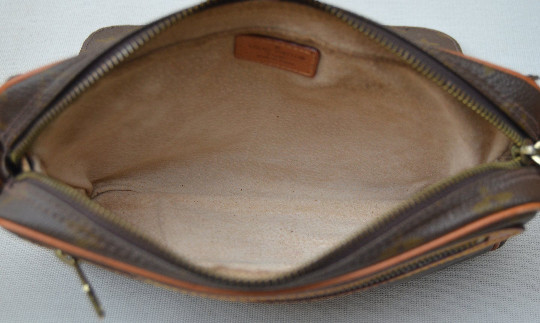 Louis Vuitton Taschen: Louis Vuitton Saint Germain Tasche / sac – Gebraucht aus Collonges von Auganien 9