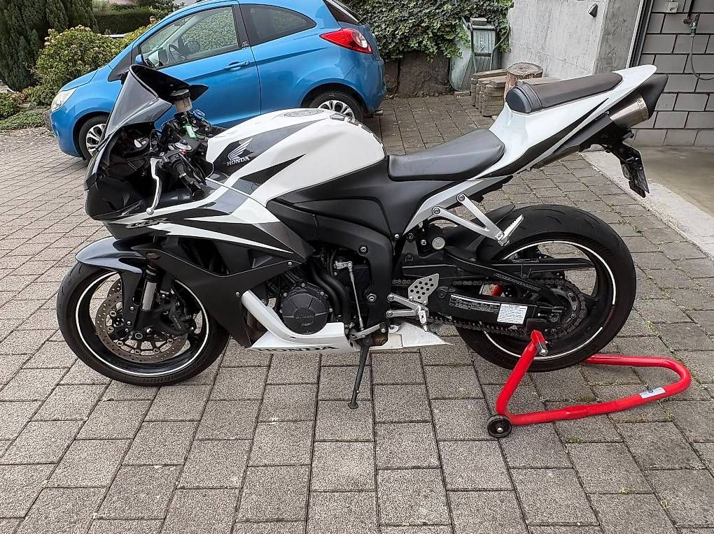 Route: HONDA CBR 600 RR – D'occasion à Niederhelfenschwil par Harty_05 2