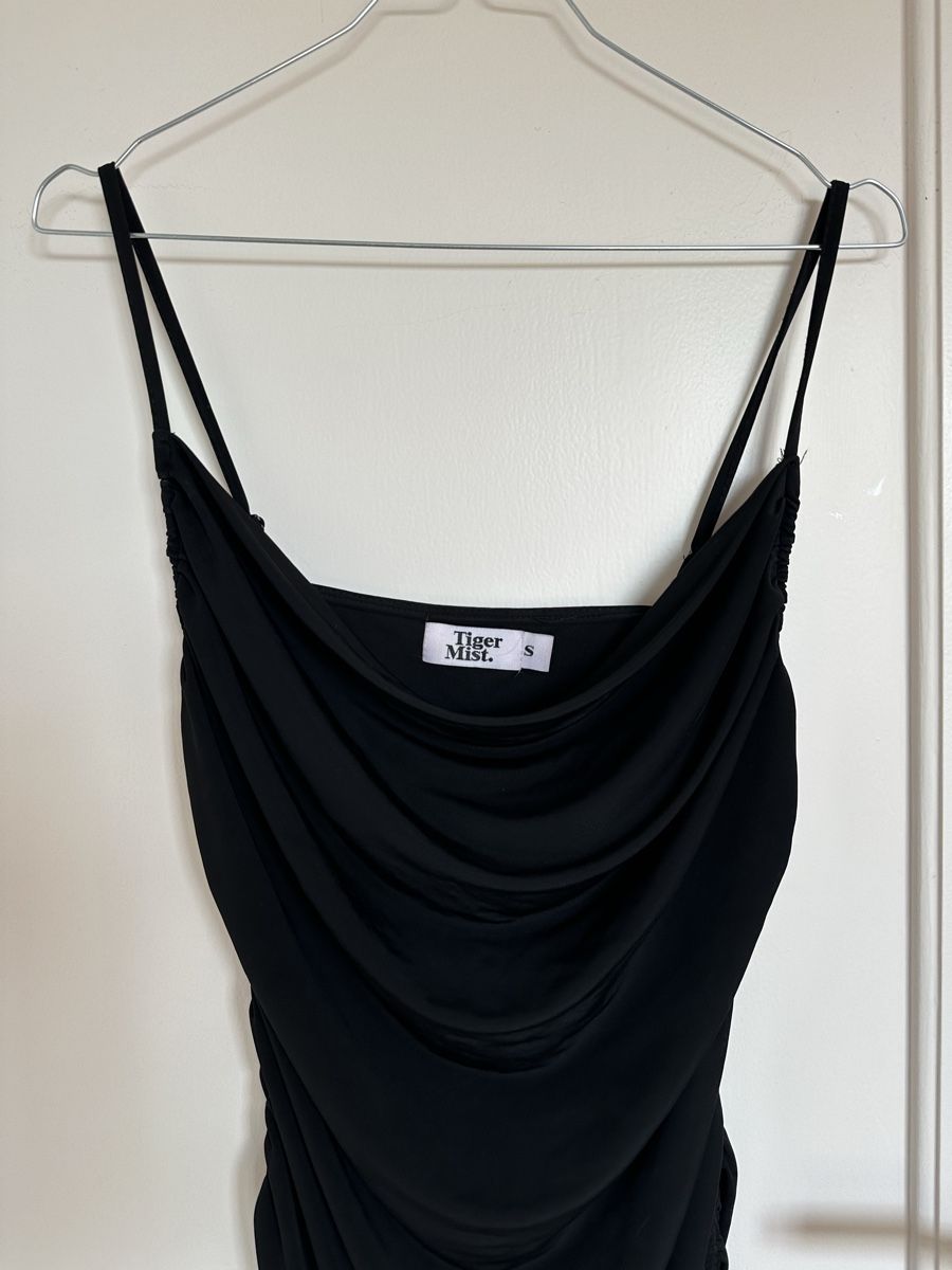 Kleider: Tiger Mist Kleid schwarz Grösse S – Gebraucht aus Orvin von mboder 1