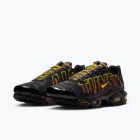 Baskets Nike Air Max Plus Tuned noir et jaune, neuves