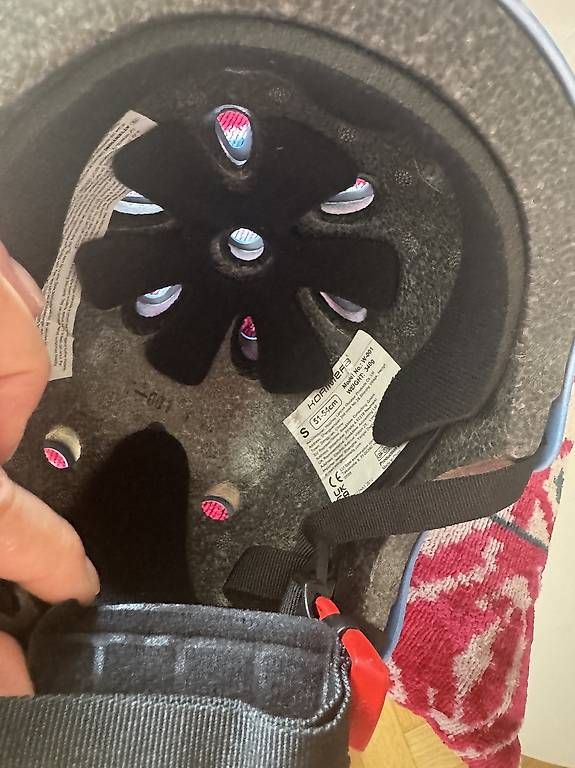 Caschi: blauer Kinderhelm Skatehelm nagelneu – Nuovo e nell'imballaggio originale da Zürich venduto da tom_m9qb 4