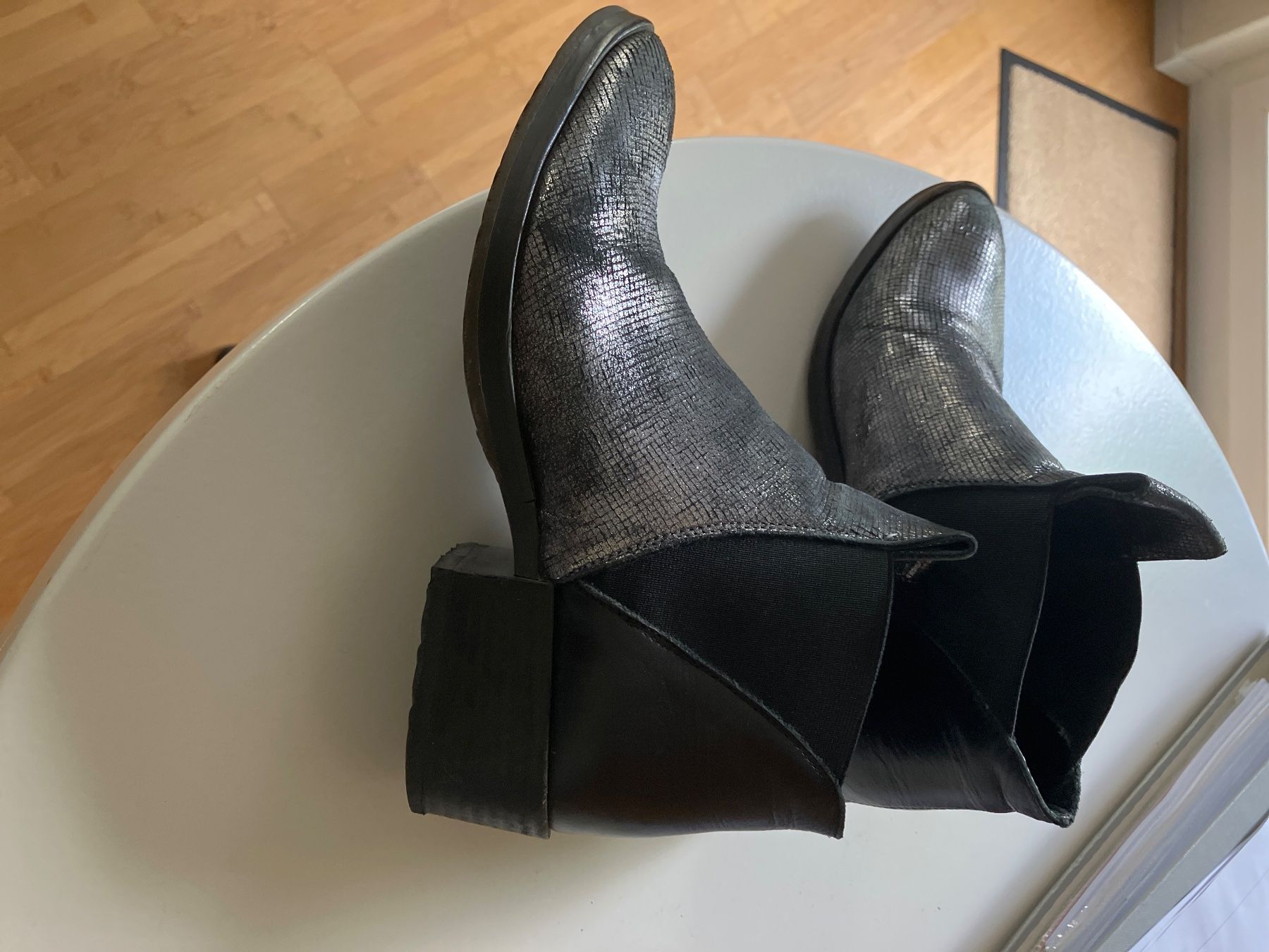 Scarpe da donna: Stiefeletten / Bottine – Usato da Belp venduto da Bverona 1