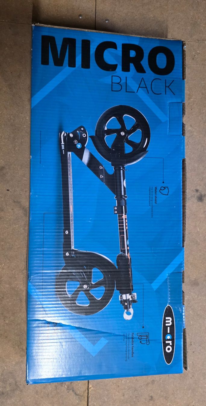 Scooter: Micro Black Scooter – Neu & Originalverpackt – Usato da Olten venduto da mon_dhy5